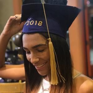 Meet your Posher, Monique